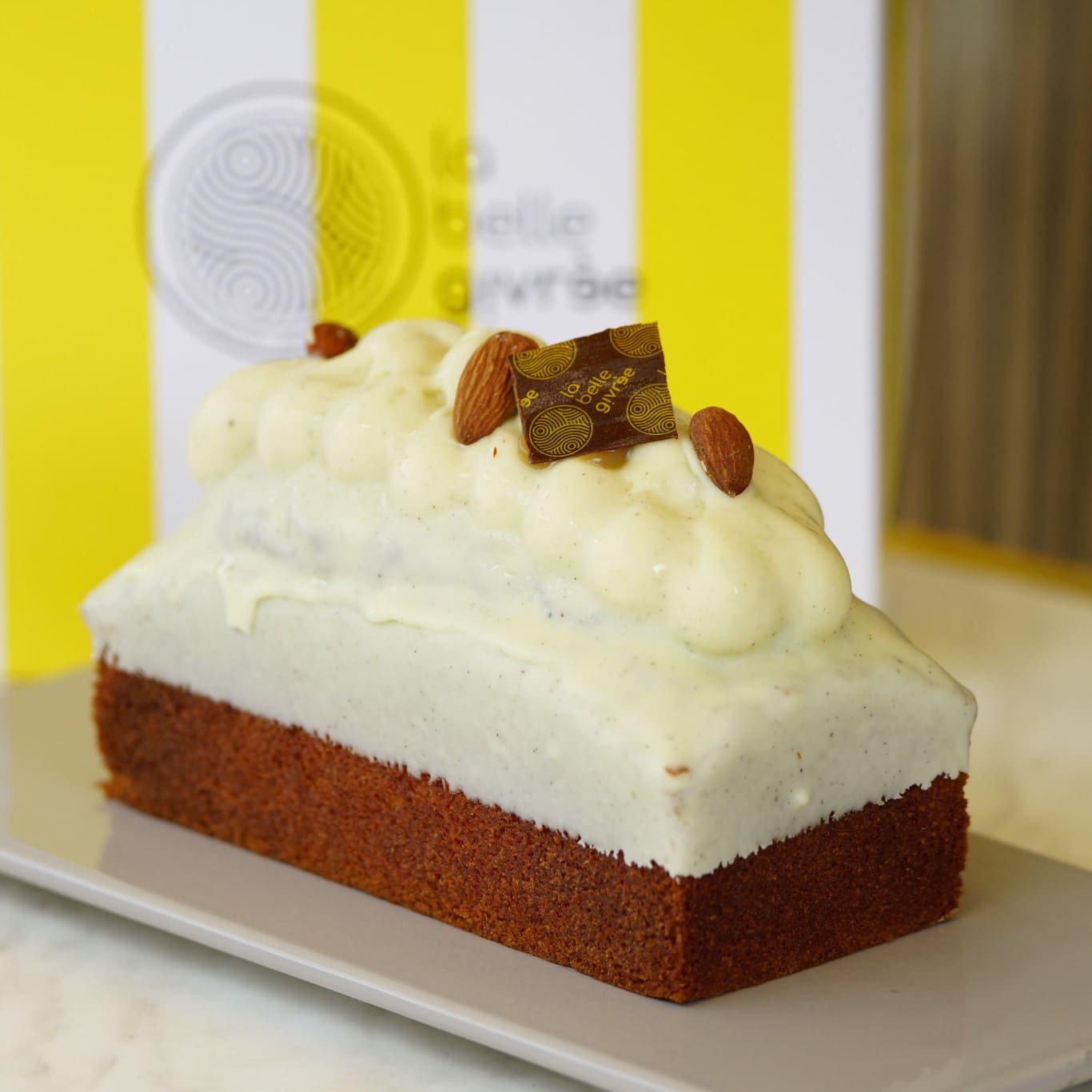 cake vanille et fruits exotiques
